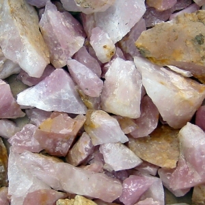 indian-rose-quartz